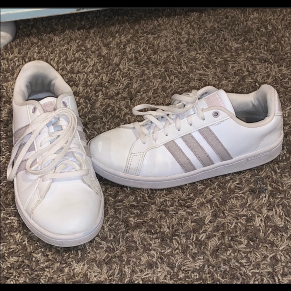 Tennis shoes RESERVED